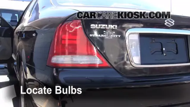 2004 Suzuki Verona LX 2.5L 6 Cyl. Éclairage Feu clignotant arrière (remplacer l'ampoule)